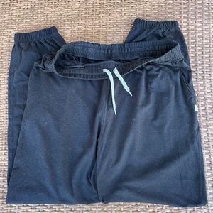 Vuori joggers